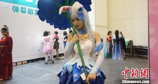 ֣�ݶ�������������cosplayʢ�� �������Ԫ����