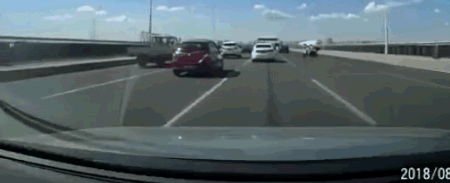 ����С���ʱ�䣬���ٹ�·�ᴩ��������ײ�������ѣ���ֵ��ͬ�飡