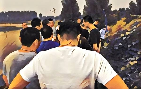 Ů���٣������̾������ӵ�60��