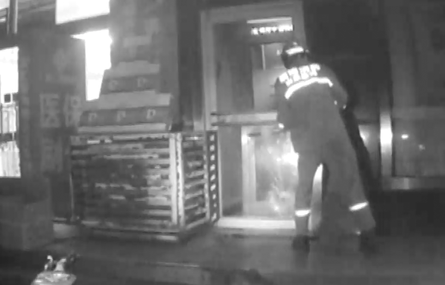 ĸ��Ҫ��������æȡǮ���� ���ϱ���ATM������