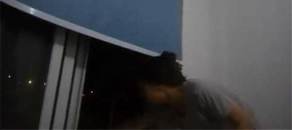 �����������Բ���Ů���� ԭ������ס�ڸ���...