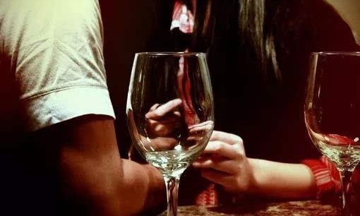 ����ʣ3ֻС��Ϻ����˵Ҫ������ߡ�����һ�����ˣ�ƾ���ŵ�����