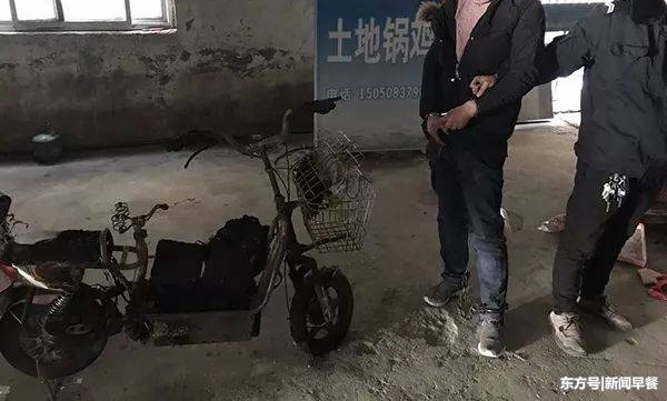 ������ͣ��а�Ůװ�ݻ�22�� �����󾹸��������Ů������