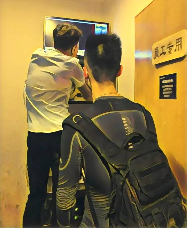 Ů���٣������̾������ӵ�60��