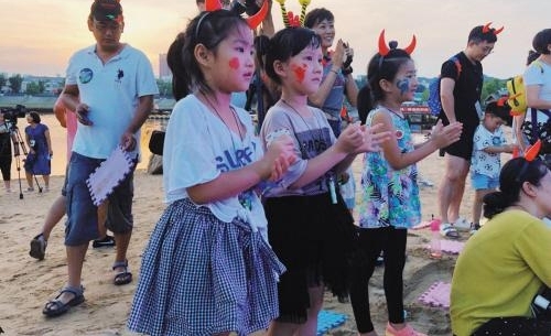 50余组家庭 体验创意童趣之旅