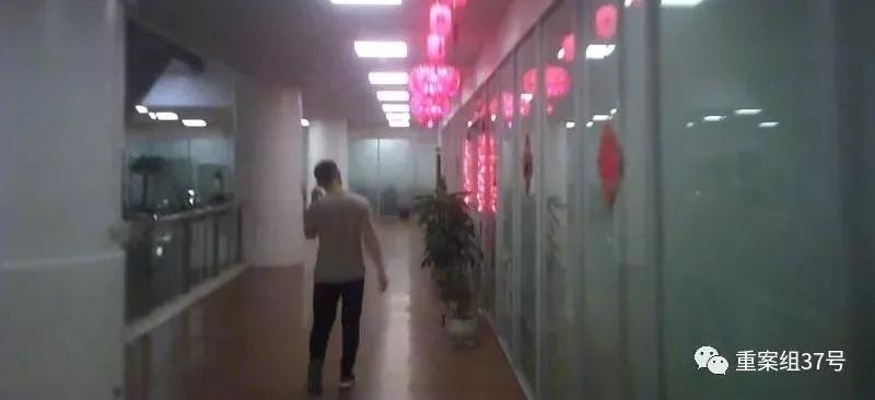 ���ɱ����粩�ʵ���:�����н�ֹͣ��Ƹ ����ѯ��