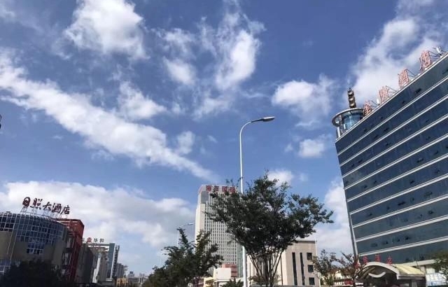 开启“蓝天白云”模式!台风过后的日照美成这样…