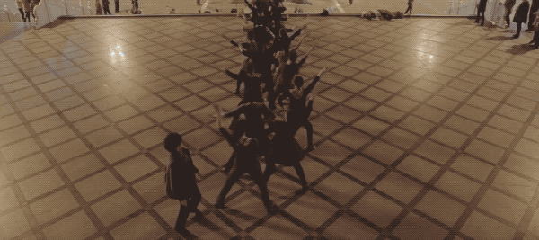 �й�����Ϊ�γ��Թ㳡�裿������������̵Ĵ�