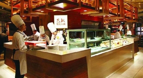 谁能打造餐饮界“黄埔军校”?不是新东方,最有可能的是它 丨 锌公司 勺子课堂