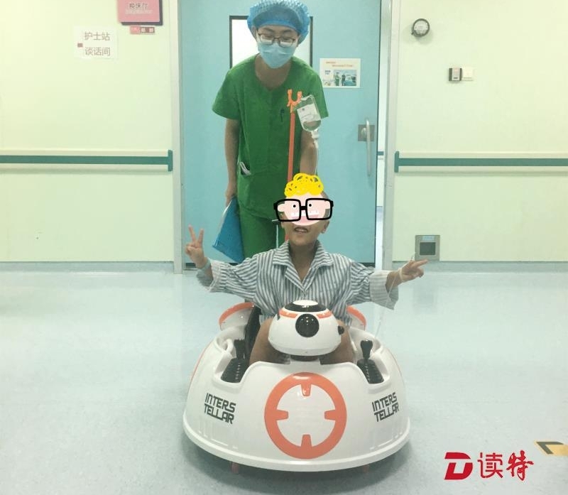 开着“嘟嘟车”进手术室!为这样的“人性化”服务点赞