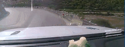 ���䲻���٣��ĸ���Ů�����������£�����ɥ���������䲻����