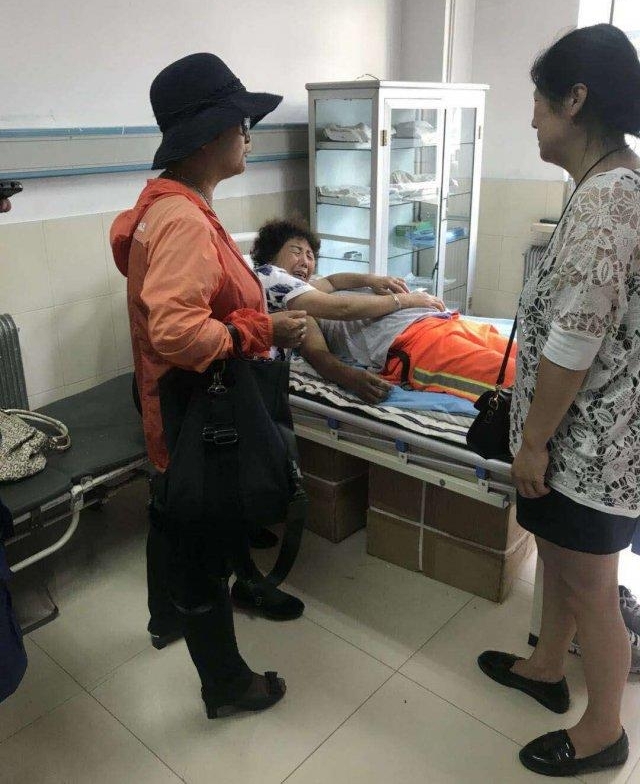 64 �껷����� ���ܲ����·�֪ͨҪ���һ�߻������˽��б���