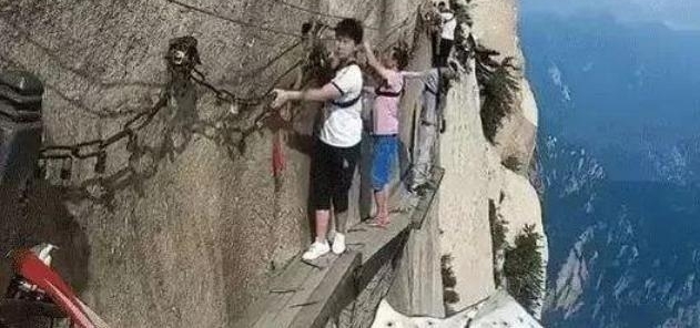 ���磡����ɽջ�������µ��οͣ����߶����ο�Ŀ����һ��Ϊ������