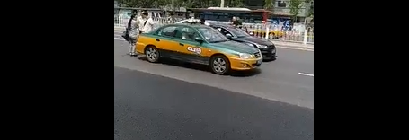 �������⳵˾���Ұµϲ���������ײ�ɣ��µϳ������̾�
