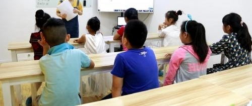 云海螺:双师模式是最适合幼儿学英语的教学模式之一