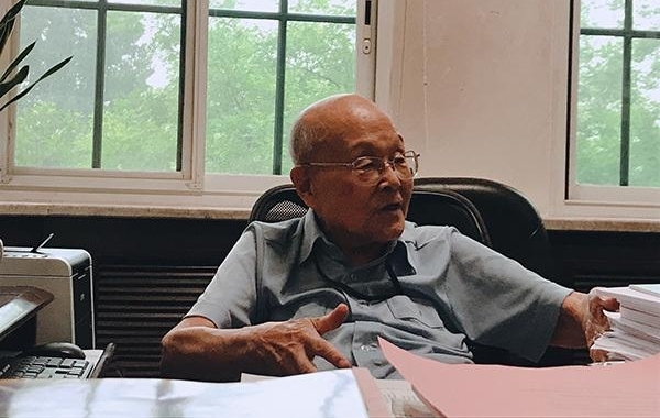 �廪����93���Լ��ؽ�̨������������˼������ҵ����