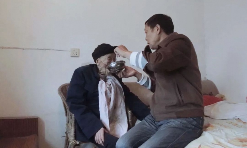 �й�����Ϊ�γ��Թ㳡�裿������������̵Ĵ�