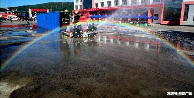 四川广元,80名官兵、历时2天,在35度高温下完成9个科目!