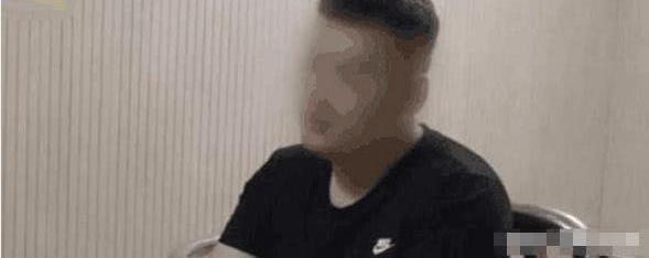 ����������������ֳ����ſڣ�һ������׬�������ӣ�������Ǯ��