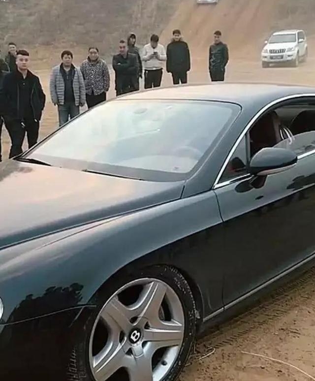 ����������ȥԽҰ��·�˲������⣬��������Ǯ����Ŀ��ľͺ�