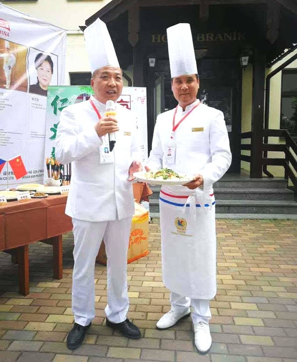 从中国蓝田许庙走出来的青年新秀王小斌