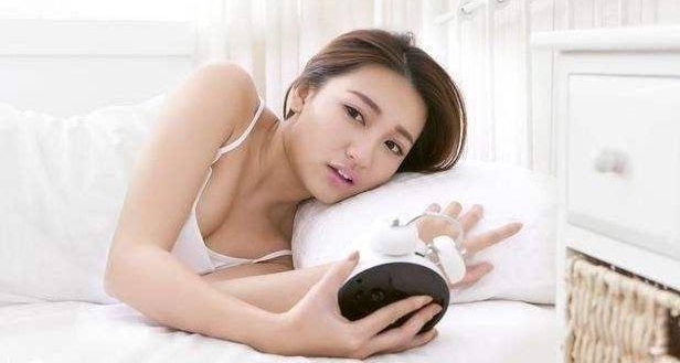 ͼ������Ů��ζ���ĩ���·��ڿ����Լ���