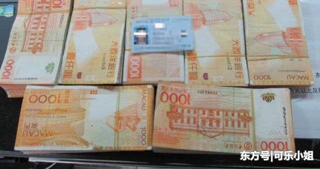 һŮ�Ӻ�ɫ˿����70���Ԫ���飬���桰̫�������ҿ�����