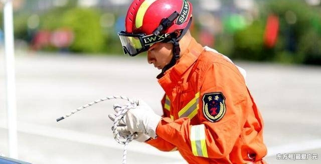 四川广元,80名官兵、历时2天,在35度高温下完成9个科目!