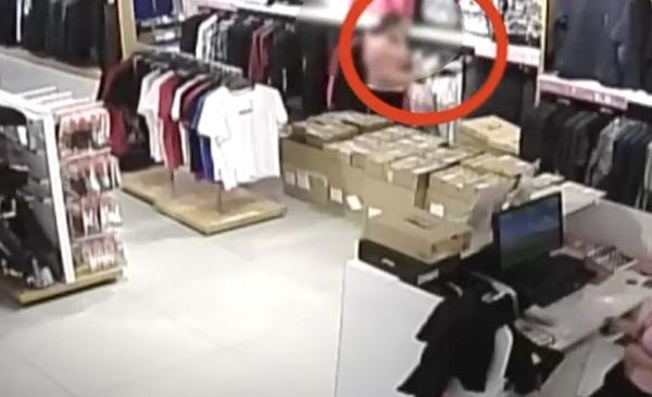 ���޵��Ա�ץ���� 10�����ŭ��ĸ�ף��㶪�ˣ�