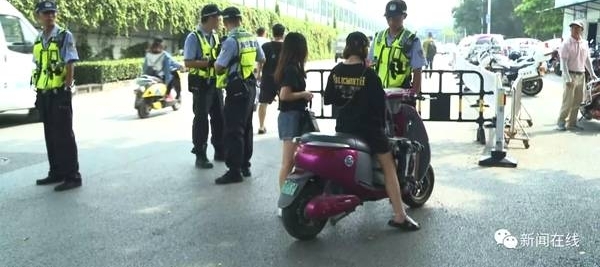 南宁人在地铁遇到这样的“聋哑人”,直接带去见警察蜀黍!