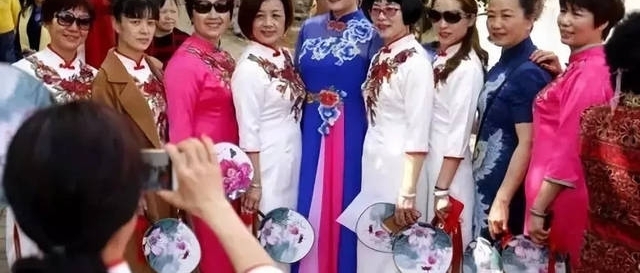 �⼸��Ů���ϵ���죬�����𣿣�60���ؿ�~��