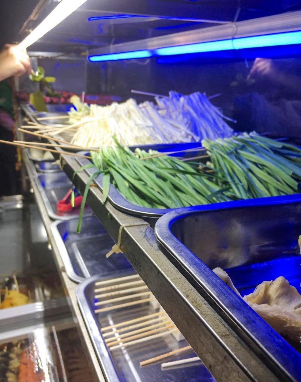 行走的食堂:论如何喂饱南京人凌晨1点的孤独?