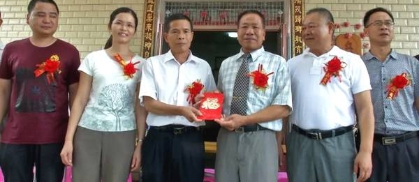 ������̨���и���Ը������ѧ����18�أ��󰮾���н���ഫ��