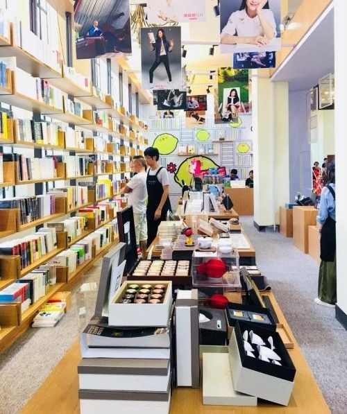 Readway�Ϻ�������꣬һ�����е���������