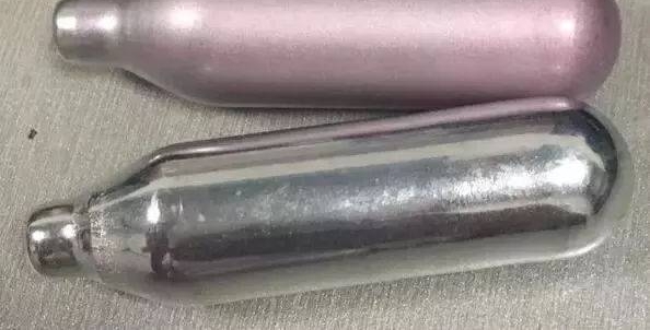 17��Ů���ڻ��������� ��������2��ƿ��̫�����ˣ�