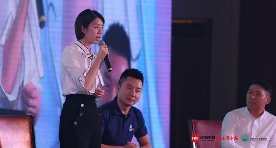 �����Ļ�������������������ʽ�У��ɶ������족��������ܶ�������