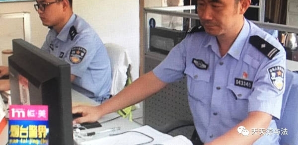 �賿ʱ��İ�����Ӻ�ʬ��ͷ������Ѹ���ư���