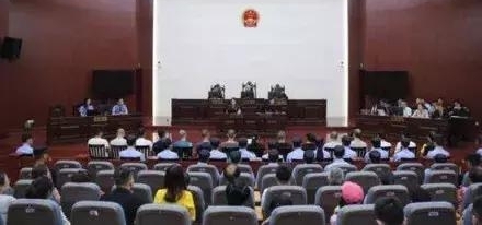 �����ż�����ƽ��ɽһ����11��ע���Ȯ���� ����ͬһ����ҧ�ˡ���