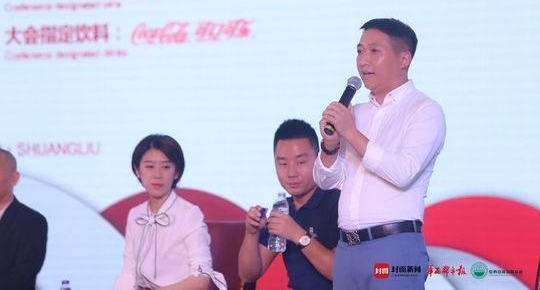 �����Ļ�������������������ʽ�У��ɶ������족��������ܶ�������