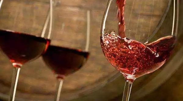 Һ������ؼ������ף�ţ�Ƿۡ�������ѾƵĲ���֮Ե