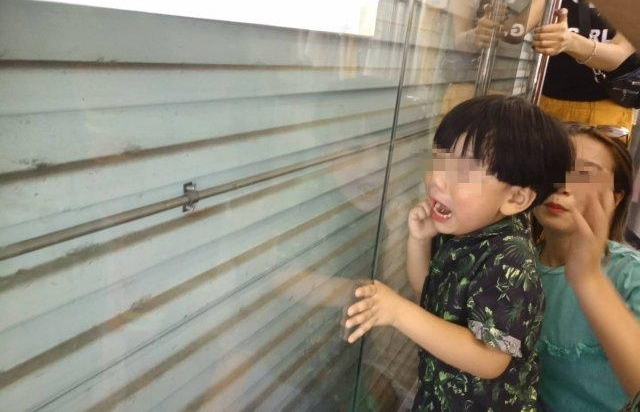 ���� 4 ���к���ָ�����������ſ�ס�������ٱ�������Ԯ