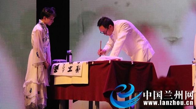 ����ͤ�ʻ� ����ż��������о��м���ĸ￪��40�����鷨��Ӱ��佱����