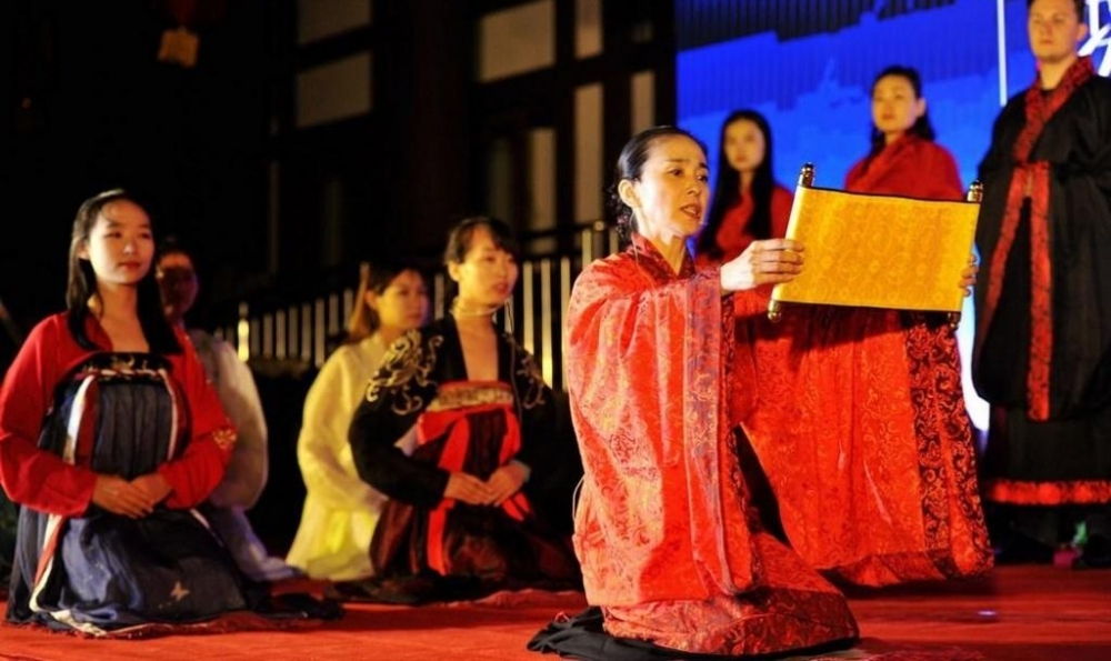 青岛古韵琅琊2千多年历史 中秋祭月再现当年风俗民情