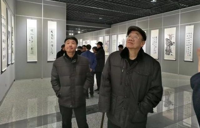 �ź�����ϯ�������Ϸ����ľ�����80�����й��Ρ��������黭��Ʒչ