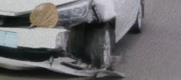 ���������·�ϼ���� û�뱻ײ��һ������