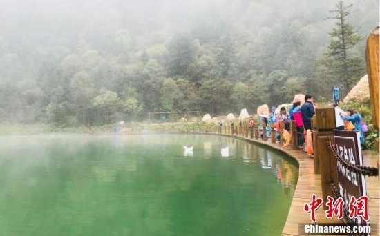 ����崲��ٶ칵������������ο��䡶ʫ����
