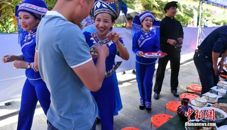 ���Ϲ��Ͼٰ조���׳����硱�����