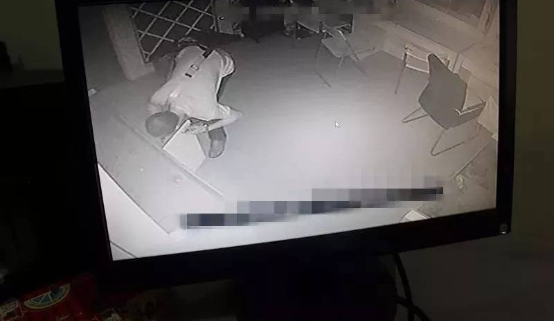 ���ӷ��ּ������� ����С͵ģ���󱨾� ����Լ�����ץ