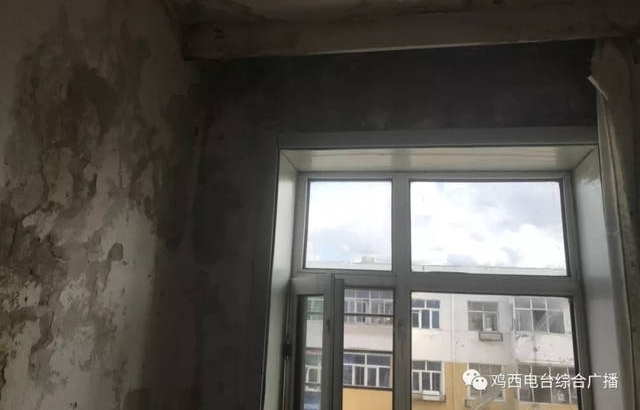 ����3��¥����©ˮ