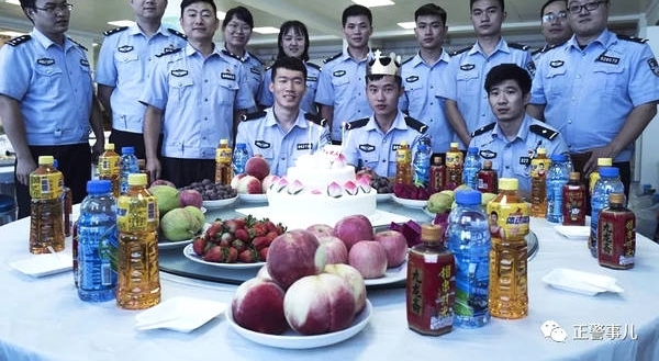 ��һ�ߴ��桿����ح�зǺ�����̳������ᣬ���������ѵ�λ��